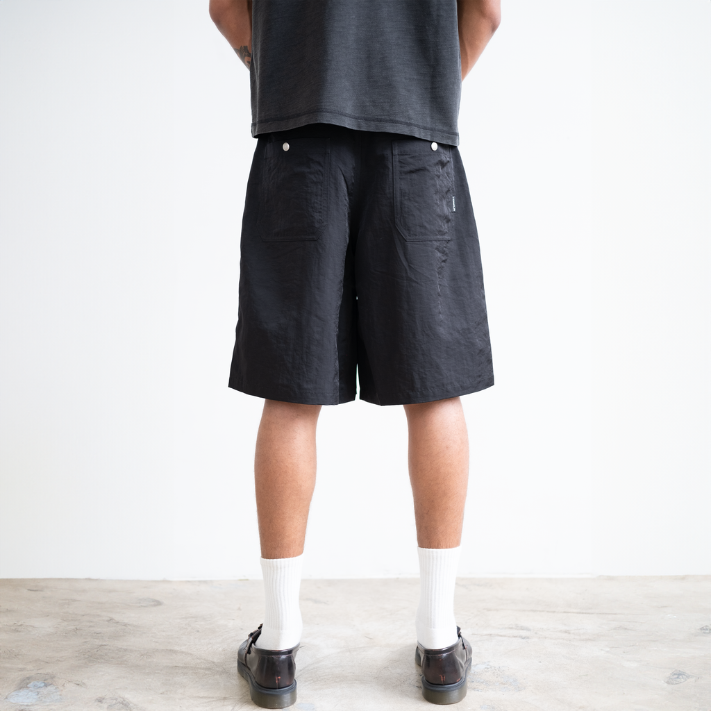Honour Dart Short 'Black'