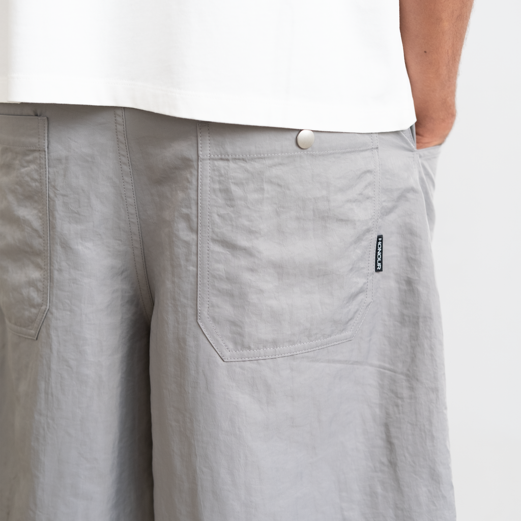 Honour Dart Short 'Grey'