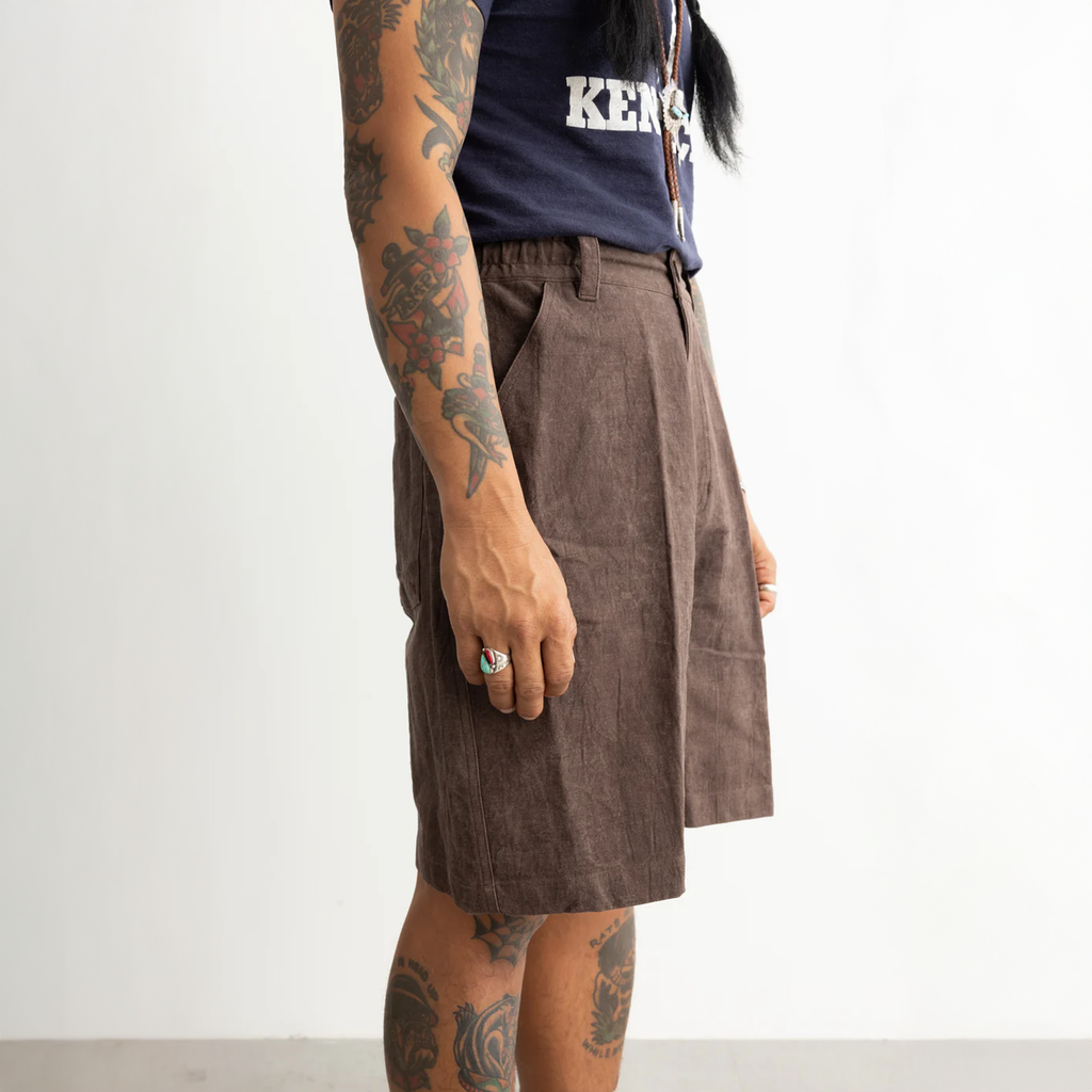 Jan Koleksi Jawa Shorts "Peppercorn"
