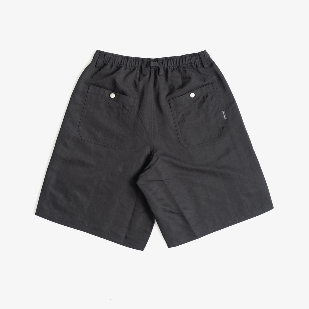 Honour Dart Short 'Black'