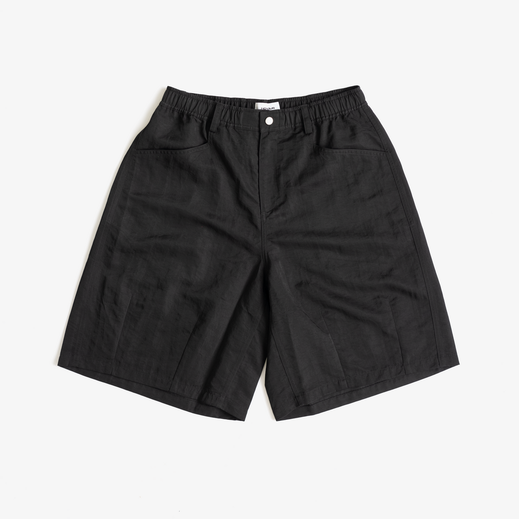 Honour Dart Short 'Black'