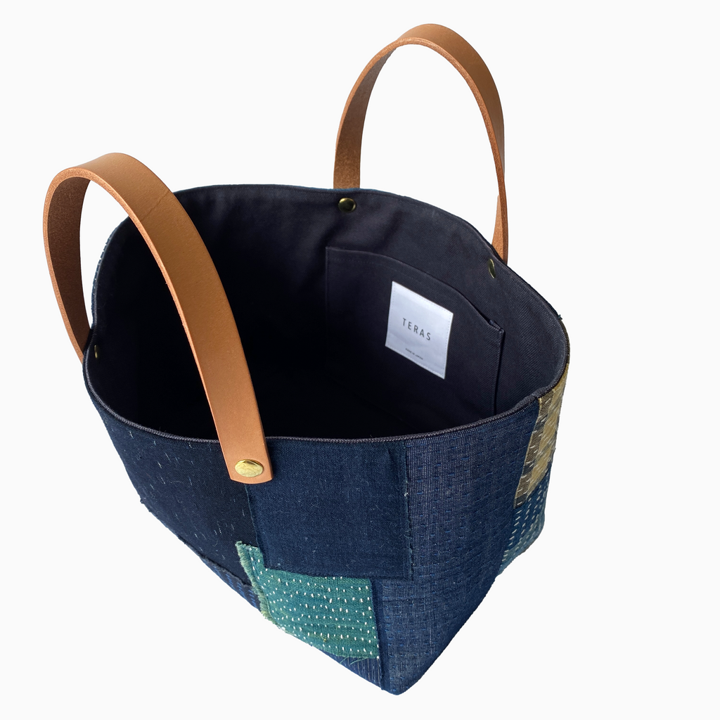 Teras Box Tote Bag